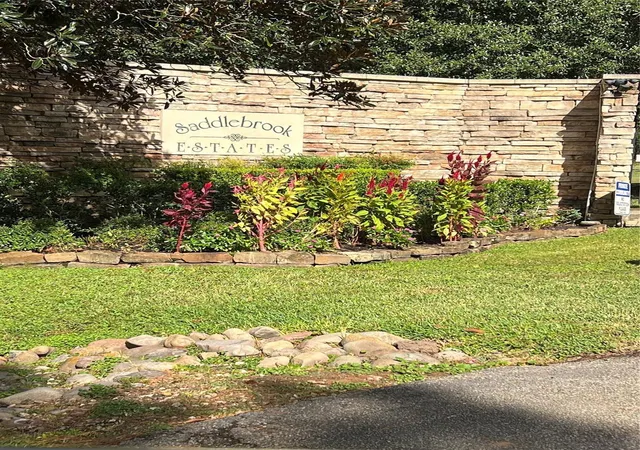 4th image of 615 Saddlebrook Ln, Tomball, TX 77375 | MLS# 55865401