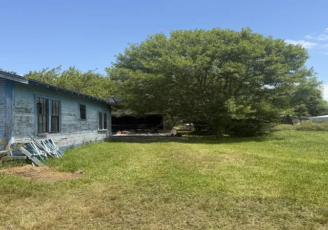 Photo 2 of Single family home for sale at 1830 34th Avenue N, Texas City, TX 77590 | MLS# 53473279 | Listing updated on 2026-08-10