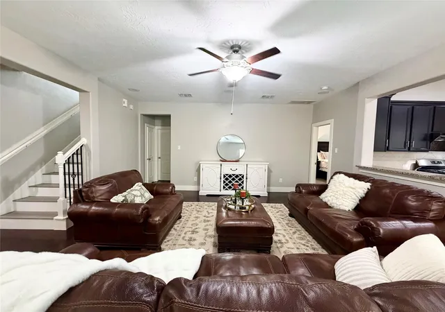 Photo 2 of Single family home for sale at 8121 E Pine Crk Bnd, Cypress, TX 77433 | MLS# 72975270 | Listing updated on 2026-08-11