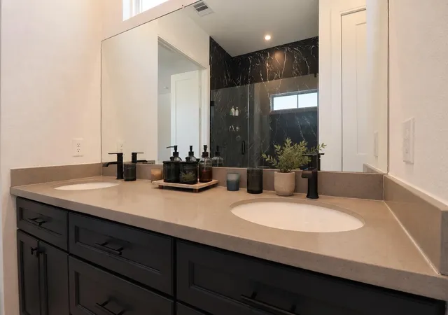 3rd image of 4514 Old Yale St #D, Houston, TX 77018 | MLS# 35019634