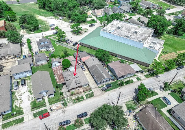 Photo 2 of Single family home for sale at 7309 Avenue E, Houston, TX 77011 | MLS# 94137138 | Listing updated on 2026-08-14