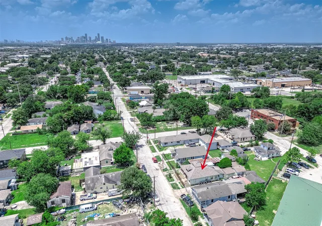 Photo 3 of Single family home for sale at 7309 Avenue E, Houston, TX 77011 | MLS# 94137138 | Listing updated on 2026-08-14