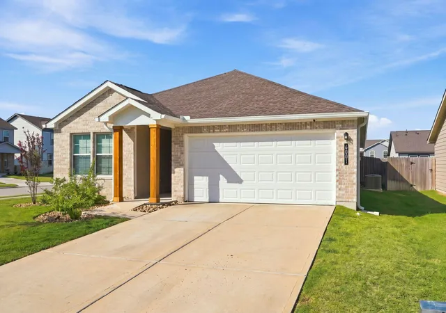 Photo 3 of Single family home for sale at 6001 Toby Bnd, Bryan, TX 77807 | MLS# 54708441 | Listing updated on 2026-09-09