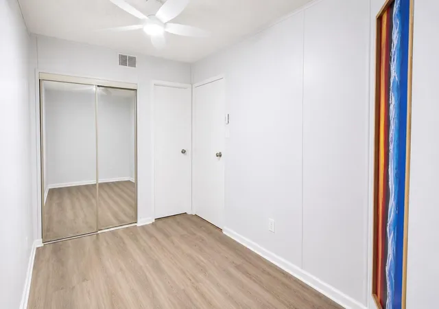 2nd image of 6102 Seawall Blvd, Galveston, TX 77551