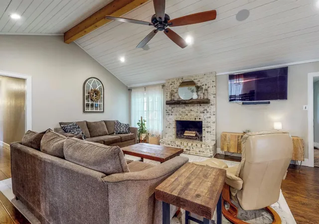 Photo 3 of Single family home for sale at 30819 Quinn Rd, Tomball, TX 77375 | MLS# 21419754 | Listing updated on 2026-09-15