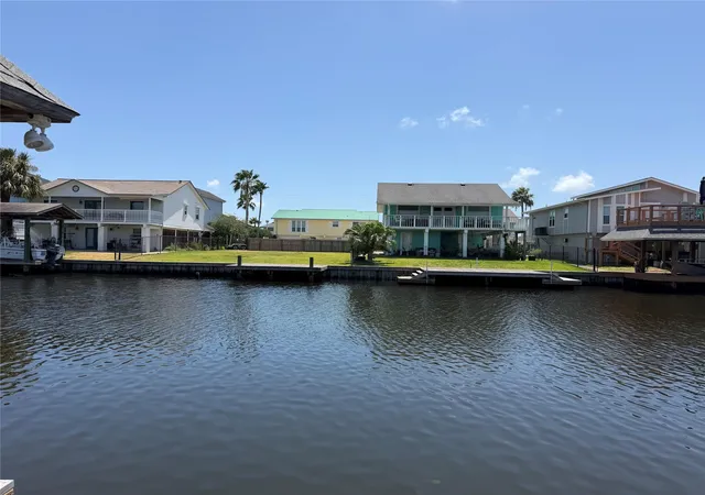 2nd image of 1173 Sailfish, Hitchcock, TX 77563 | MLS# 81665325