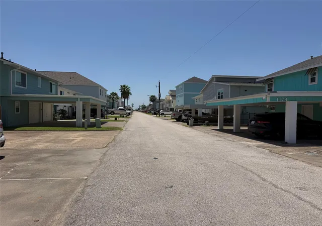 6th image of 1173 Sailfish, Hitchcock, TX 77563 | MLS# 81665325