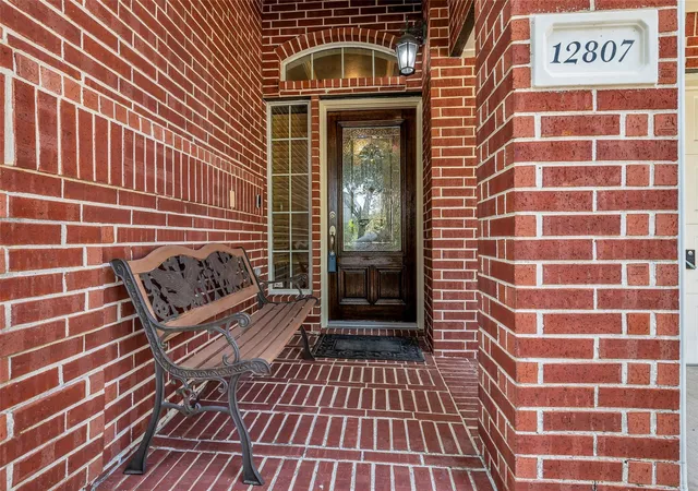 4th image of 12807 Winding Manor Dr, Houston, TX 77044 | MLS# 80337016