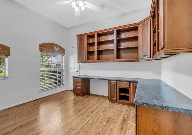 5th image of 12807 Winding Manor Dr, Houston, TX 77044 | MLS# 80337016