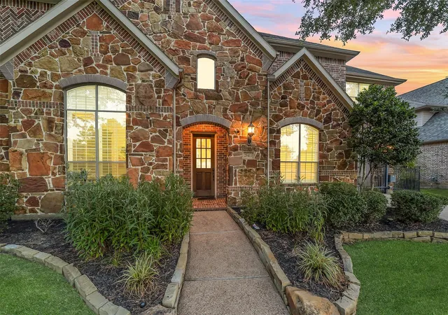 3rd image of 25411 Springwood Lake Dr, Katy, TX 77494 | MLS# 34278249