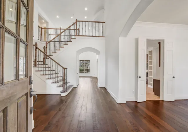 4th image of 25411 Springwood Lake Dr, Katy, TX 77494 | MLS# 34278249