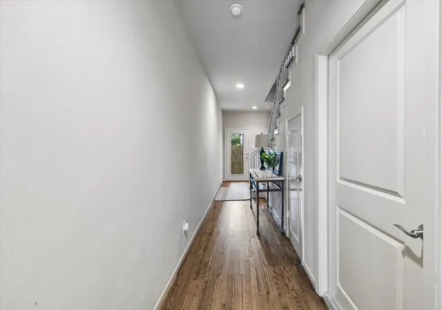 2nd image of 5706 Cornish St #C, Houston, TX 77007 | MLS# 10094974