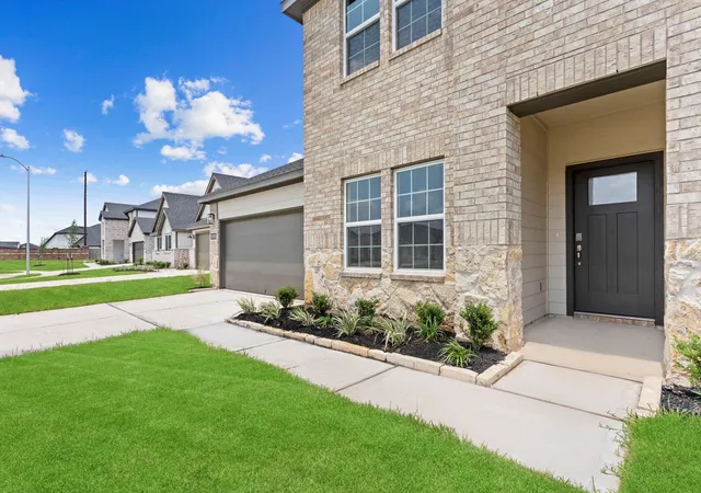 3rd image of 31410 Hastings Park Dr, Fulshear, TX 77441 | MLS# 4128640