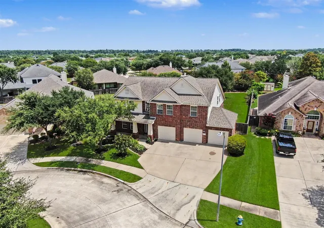 Photo 2 of Single family home for sale at 19714 Oxalis Ct, Spring, TX 77379 | MLS# 14655248 | Listing updated on 2026-09-05