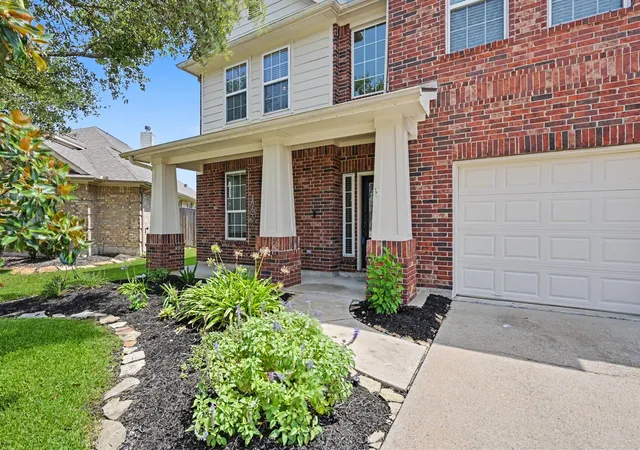 Photo 3 of Single family home for sale at 19714 Oxalis Ct, Spring, TX 77379 | MLS# 14655248 | Listing updated on 2026-09-05