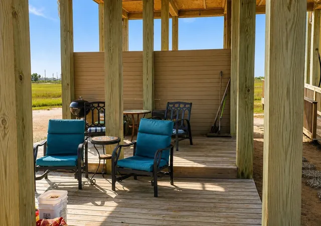 Photo 3 of Single family home for sale at 1110 Militia Dr, Freeport, TX 77541 | MLS# 52715554 | Listing updated on 2026-08-17