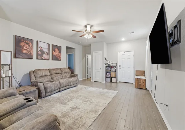 5th image of 24819 Colony Meadow Trl, Huffman, TX 77336 | MLS# 65747332