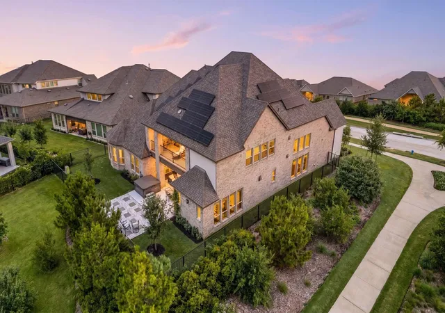 Photo 2 of Mansion for sale at 21315 Crescent Winged Dr, Cypress, TX 77433 | MLS# 31569610 | Listing updated on 2026-09-13