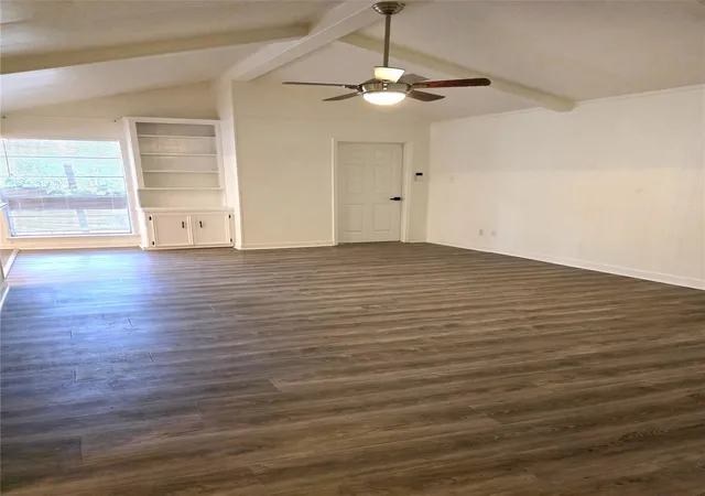 Photo 3 of Single family home for sale at 3748 Pin Oak Dr, Conroe, TX 77301 | MLS# 34351069 | Listing updated on 2026-09-13