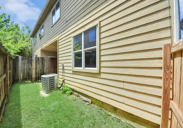 2nd image of 15503 Waldron Cir, Houston, TX 77084