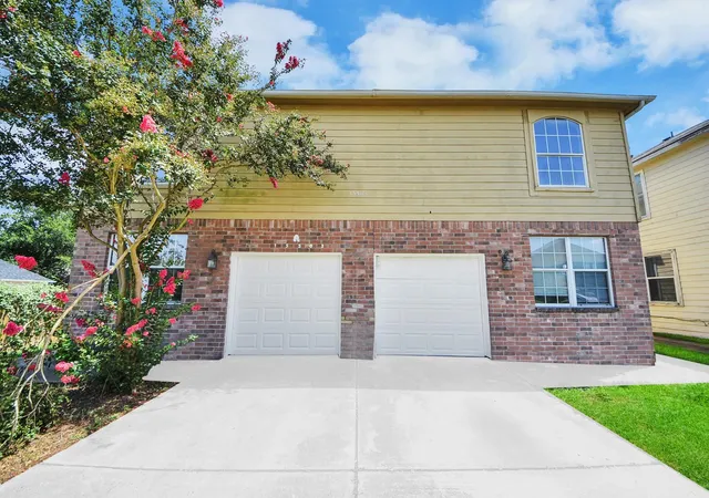 5th image of 15503 Waldron Cir, Houston, TX 77084