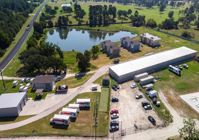 1st image of 1735 State Hwy 75 N, Huntsville, TX 77320 | MLS# 74998076