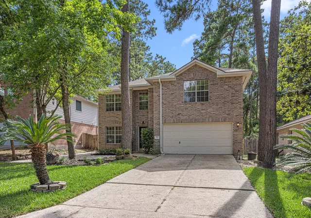Photo 2 of Single family home for sale at 202 W Misty Dawn Dr, Conroe, TX 77385 | MLS# 80659959 | Listing updated on 2026-09-12