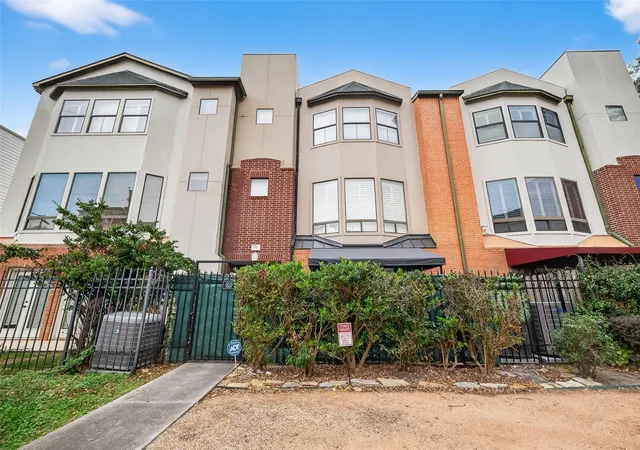 1st image of 503 Detering St, Houston, TX 77007 | MLS# 44153200