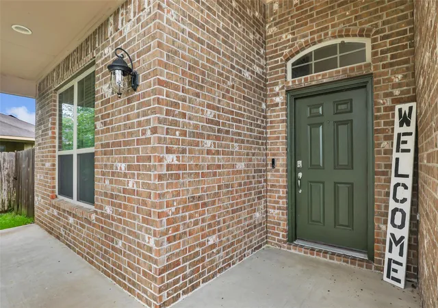 Photo 2 of Single family home for sale at 2207 Antler Trails Dr, Crosby, TX 77532 | MLS# 13362177 | Listing updated on 2026-09-13