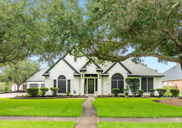 1st image of 294 Timbercreek Dr, Lake Jackson, TX 77566 | MLS# 37140857