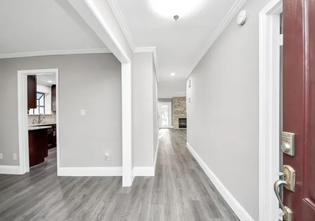 3rd image of 1306 Carriage Dr, Richmond, TX 77406 | MLS# 74898025