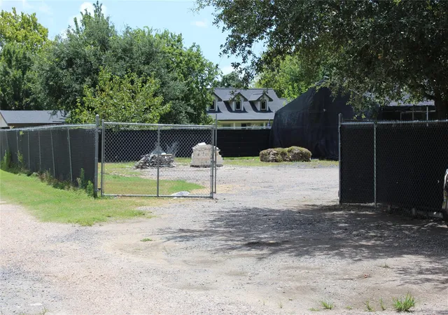 13th image of 5818 Pitts Rd, Katy, TX 77493 | MLS# 89415668