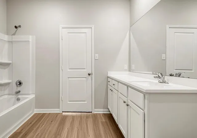 Photo 4 of Sale Pending at 8203 Vanilla Orchid Dr, Houston, TX 77016 | MLS# 10509881 | Listing updated on 2026-08-14
