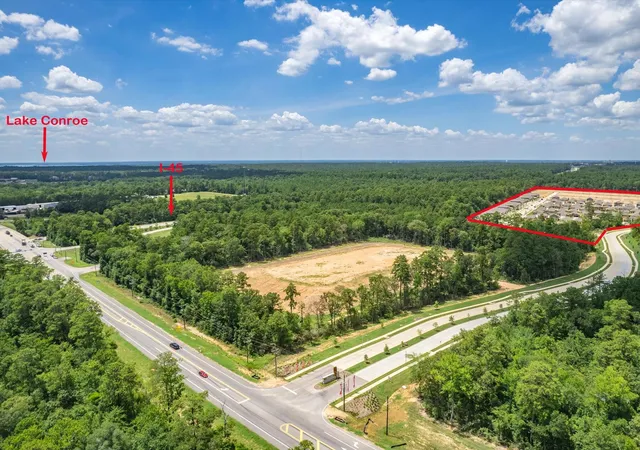 Photo 4 of Sale Pending at 10606 Willet Way, Willis, TX 77378 | MLS# 19089844 | Listing updated on 2026-09-08