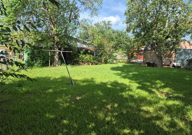 7th image of 169 2nd St, Van Vleck, TX 77482 | MLS# 98282693