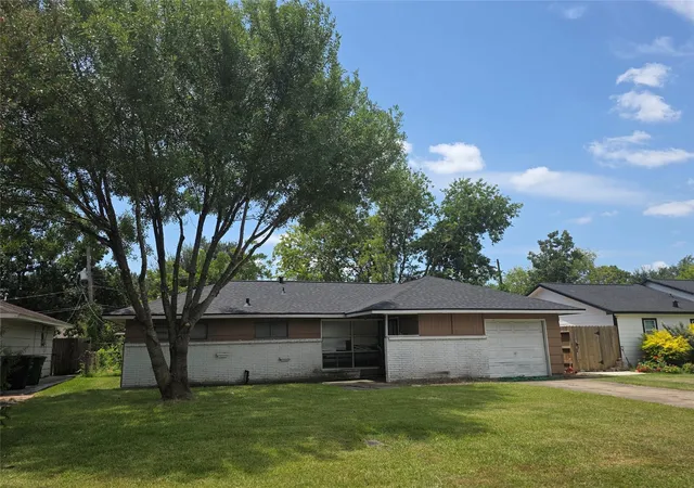 1st image of 10118 Lafferty Oaks St, Houston, TX 77013 | MLS# 32641547