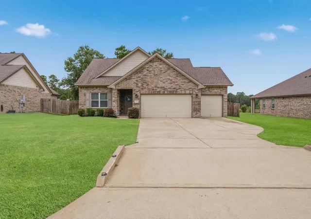 Photo 1 of Single family home for sale at 6109 White Oak Leaf Loop, Conroe, TX 77303 | MLS# 17909147 | Listing updated on 2026-08-24
