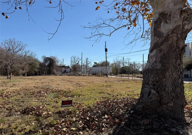 Photo 2 of Land for sale at 2303 Holman St, Houston, TX 77004 | MLS# 83605553 | Listing updated on 2026-09-16