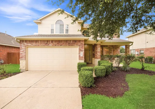 1st image of 8306 Littlehip Hawthorn Dr, Baytown, TX 77523 | MLS# 75282390