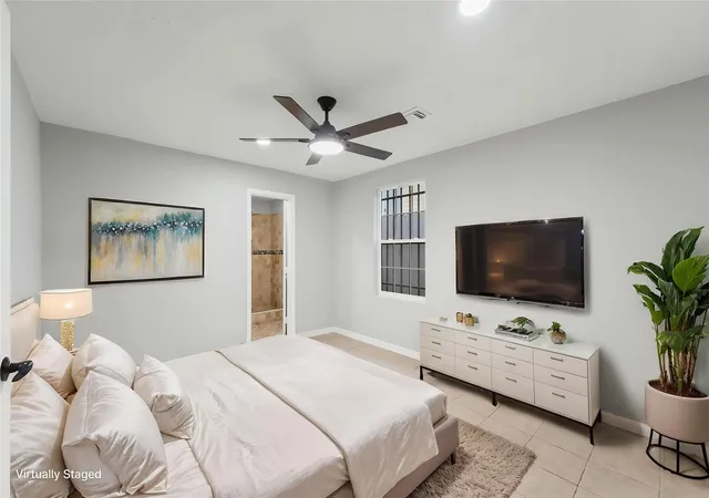 Photo 4 of Single family home for sale at 7912 Cypress St, Houston, TX 77012 | MLS# 92375635 | Listing updated on 2026-08-12