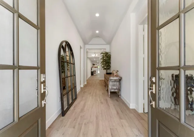 Photo 2 of Single family home for sale at 228 W Netleaf Ct, Montgomery, TX 77316 | MLS# 82469617 | Listing updated on 2026-09-15
