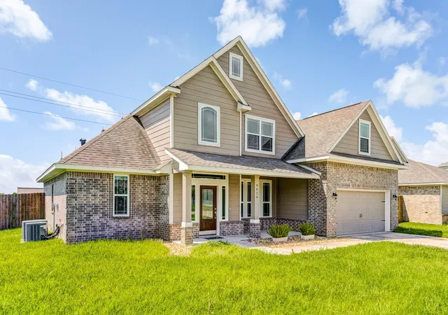 2nd image of 9626 Oaklawn Dr, Baytown, TX 77523 | MLS# 94817702