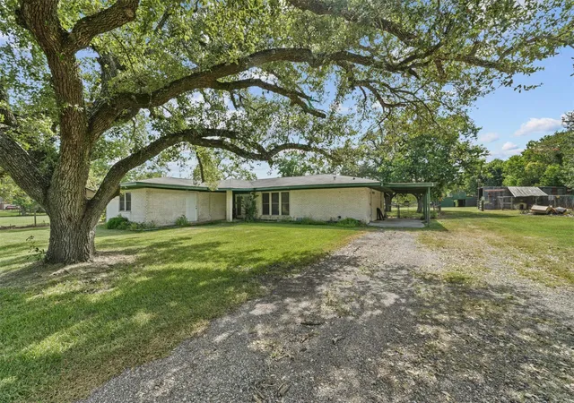 2nd image of 17330 Wellborne Rd, Pearland, TX 77584 | MLS# 63231595