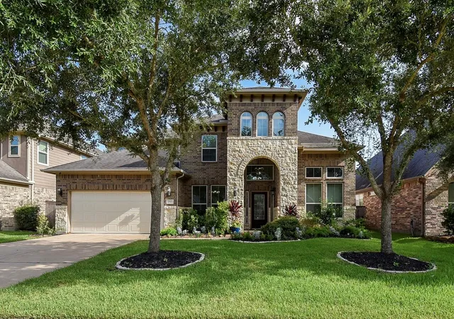 2nd image of 27807 Ashbrook Falls Ct, Fulshear, TX 77441 | MLS# 433905