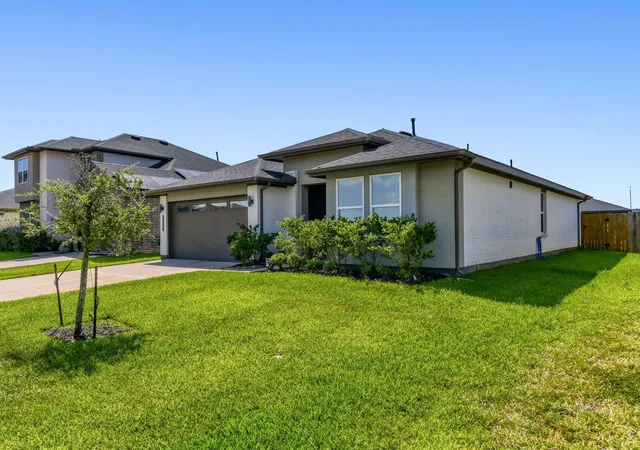 Photo 3 of Sale Pending at 29411 Paytons Park Ct, Katy, TX 77494 | MLS# 2422966 | Listing updated on 2026-09-11
