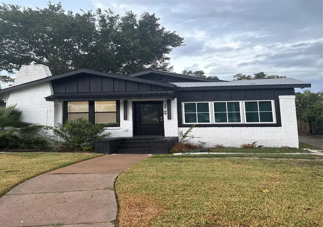 1st image of 2509 Ruth St, Houston, TX 77004 | MLS# 52441355