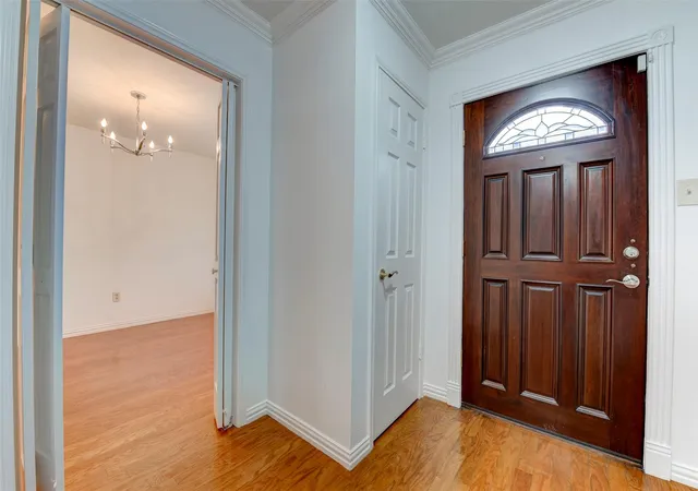 Photo 3 of Townhouse for sale at 17108 Beaver Springs Dr #8, Houston, TX 77090 | MLS# 66522367 | Listing updated on 2026-09-15