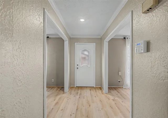 Photo 3 of Townhouse for sale at 794 Thicket Ln, Houston, TX 77079 | MLS# 78097817 | Listing updated on 2026-08-09