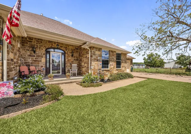 5th image of 22209 Pierce St, Navasota, TX 77868 | MLS# 60019795