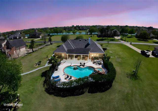 1st image of 143 Lago Circle Dr N, Santa Fe, TX 77517 | MLS# 35315865